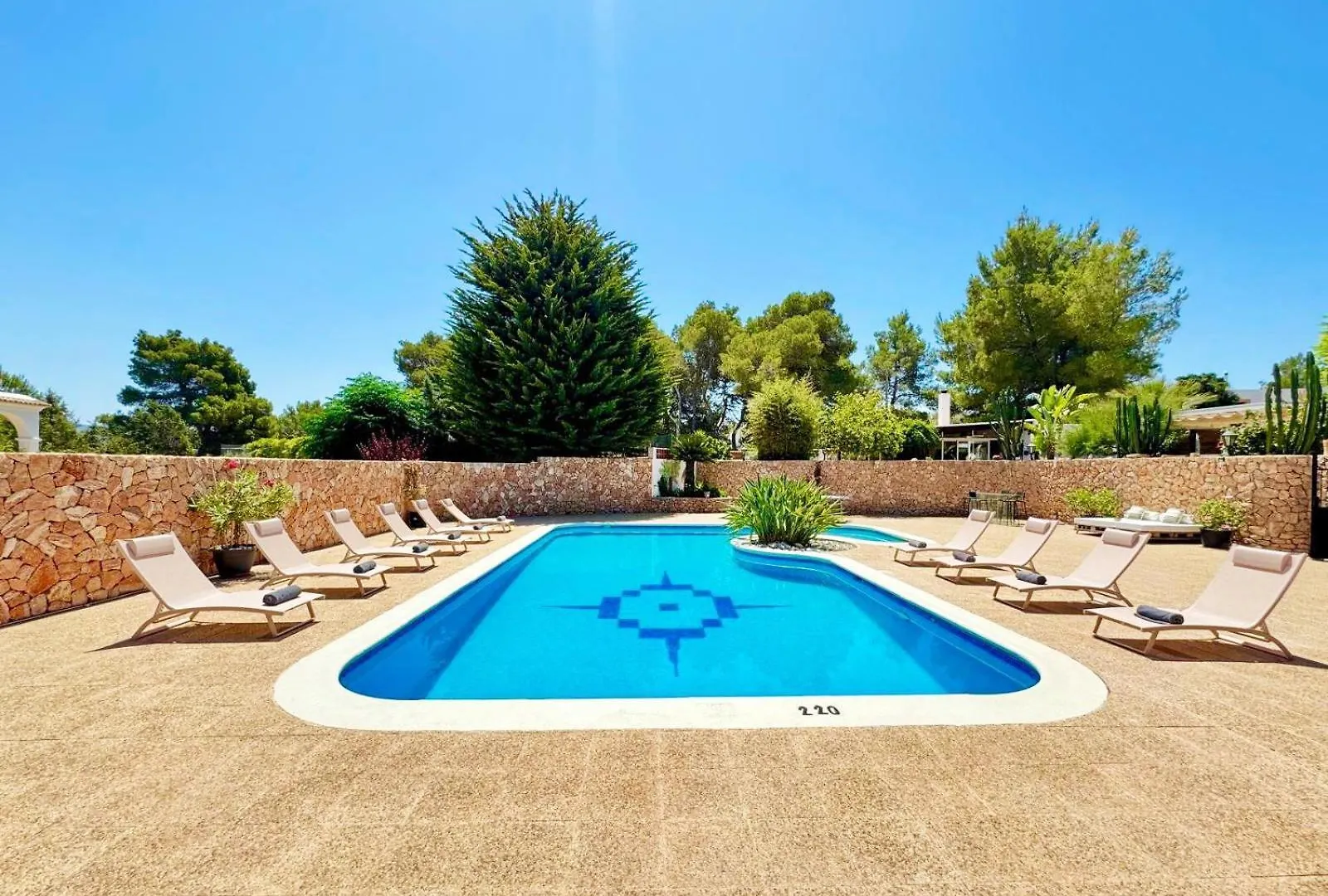 Villa Walk To O Beach Large Pool Bbq Sant Antoni de Portmany Spagna